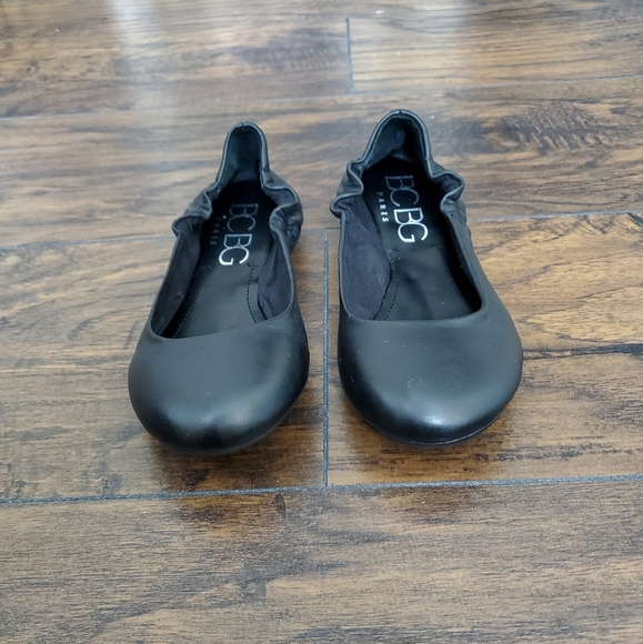 BCBG Size 5.5 Leather Ballet Flats - Picture 5 of 6